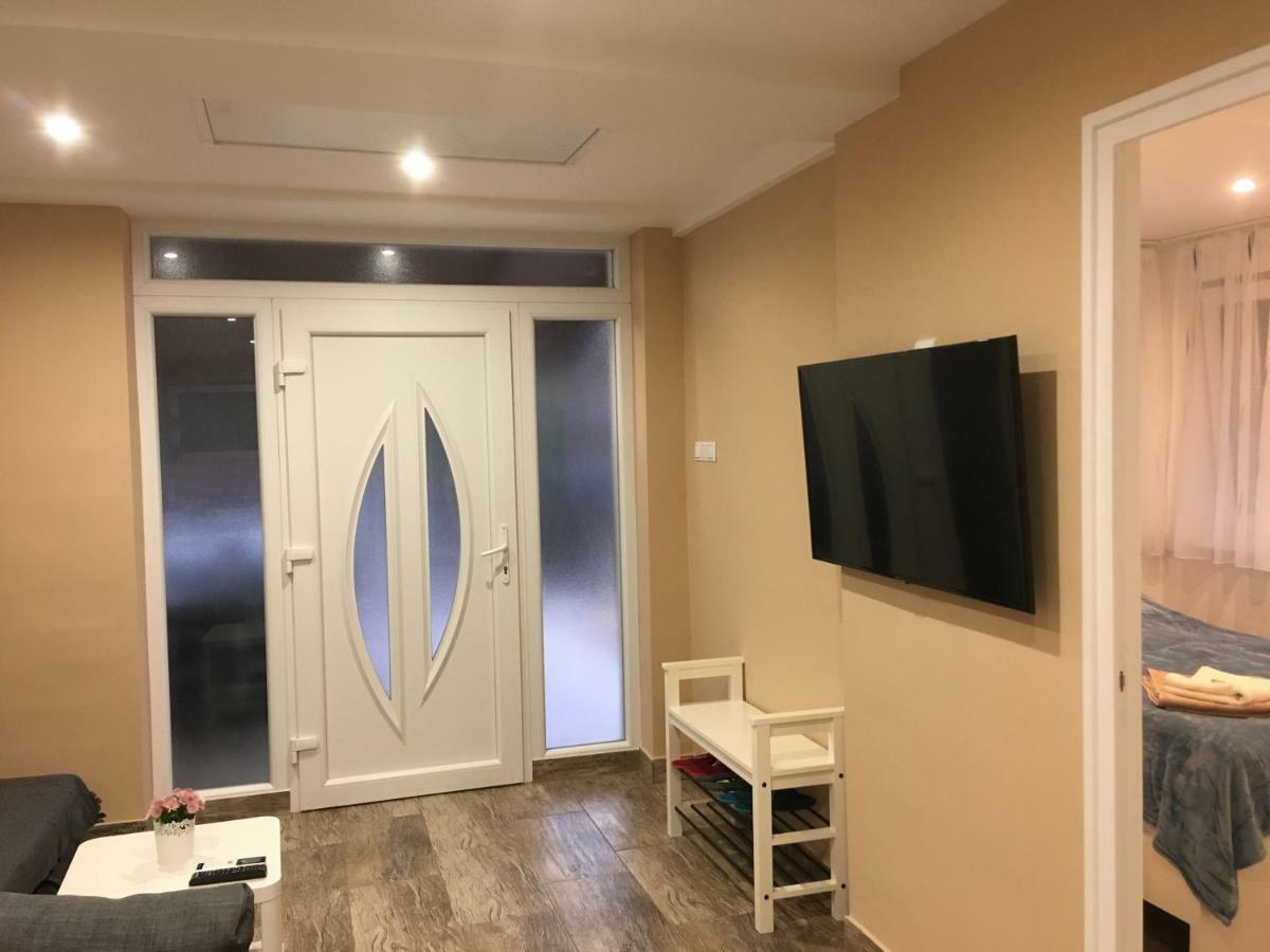 Tisza Dream Apartman Tiszakecske Exterior photo